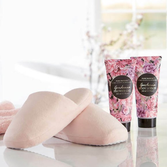 Slippers with Gardenia-Scented Gift Set - Picture 2 of 2